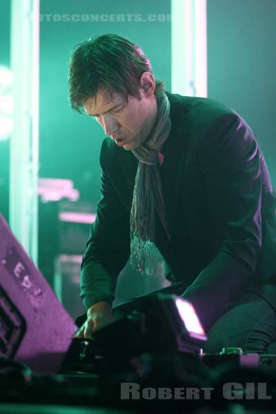 RADIOHEAD - 2008-06-10 - PARIS - Bercy - Edward John O'Brien